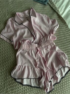 Victoria's Secret Light Pink Satin Short Sleeve Pajama with Black Piping